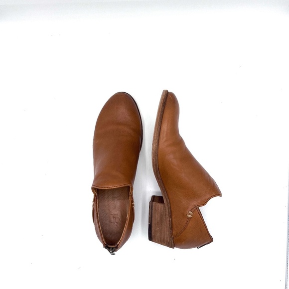 Frye Carson Shootie Leather Bootie in Cognac Size 10 - Picture 8 of 16